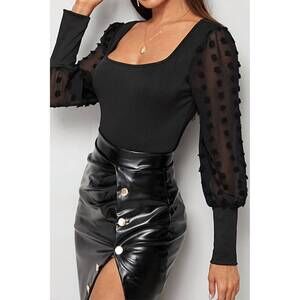 NEW LA ROSEASON puff sleeve bodysuit in black
